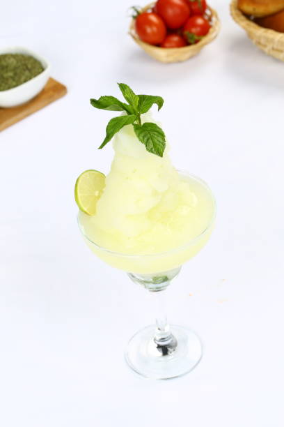 istock Cold Refreshing Lime Frozen Margarita 980329744
