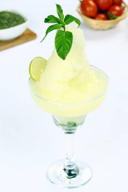 istock Cold Refreshing Lime Frozen Margarita 980332476