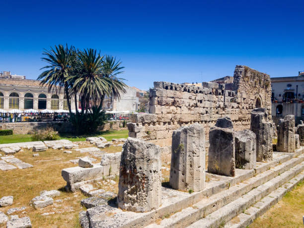 istock Ancient Temple of Apollo Syracuse 980428530