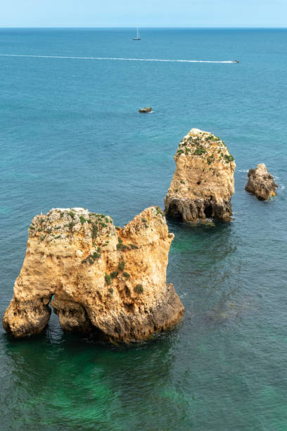 istock ROCKY BEACH IN PORTUGAL 980432420