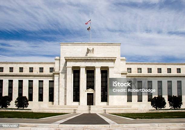 Foto de Prédio Da Reserva Federal e mais fotos de stock de Azul claro - Azul claro, Banco Central, Bolsa de valores e ações