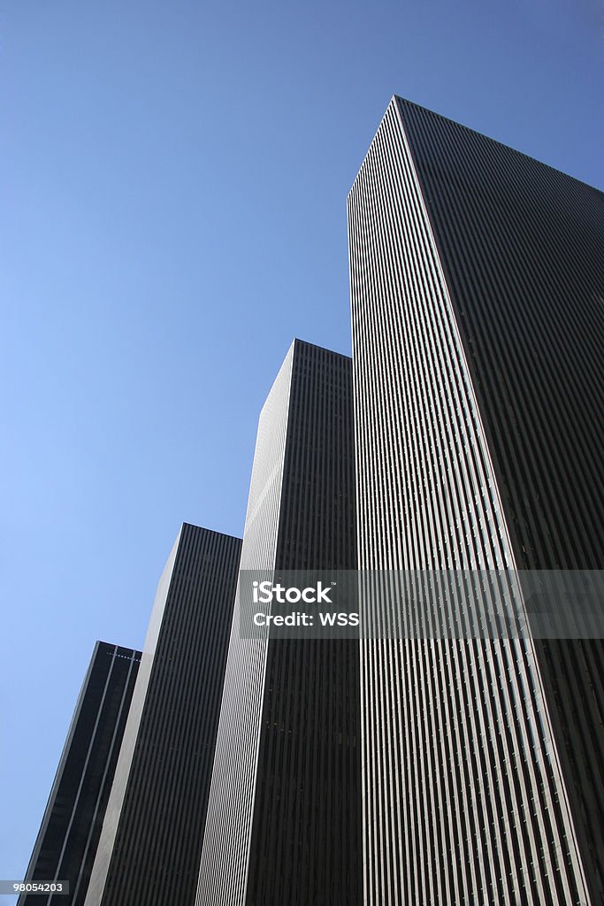 Alto edifici - Foto stock royalty-free di A forma di blocco