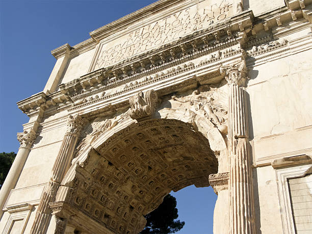 арка тита - arch of titus стоковые фото и изображения