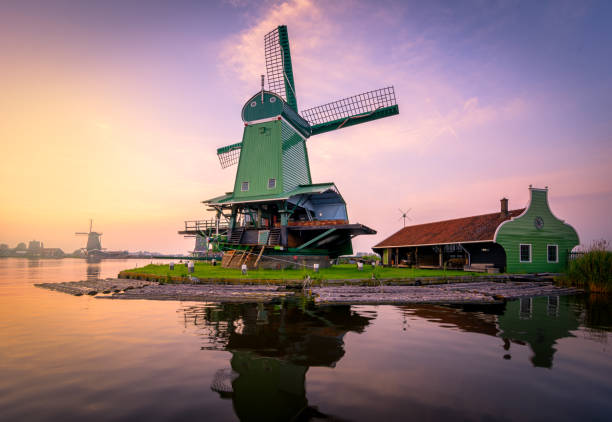 istock The Lumber Mill over at the Zaanse Schans 980701514