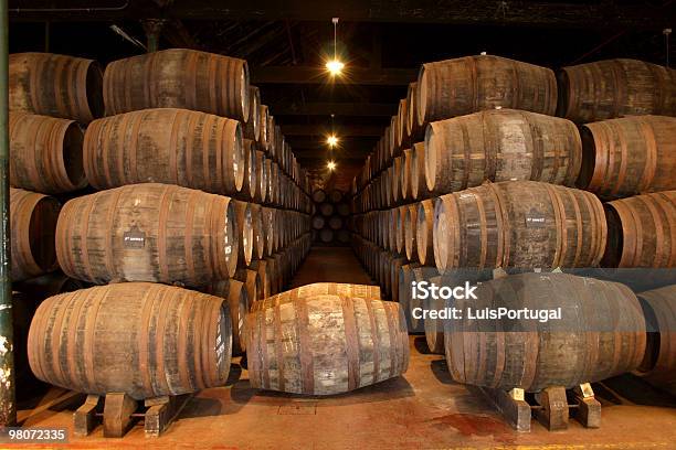 Porto Cellars - zdjęcia stockowe i więcej obrazów Whisky - Whisky, Beczka - Zbiornik, Anglia