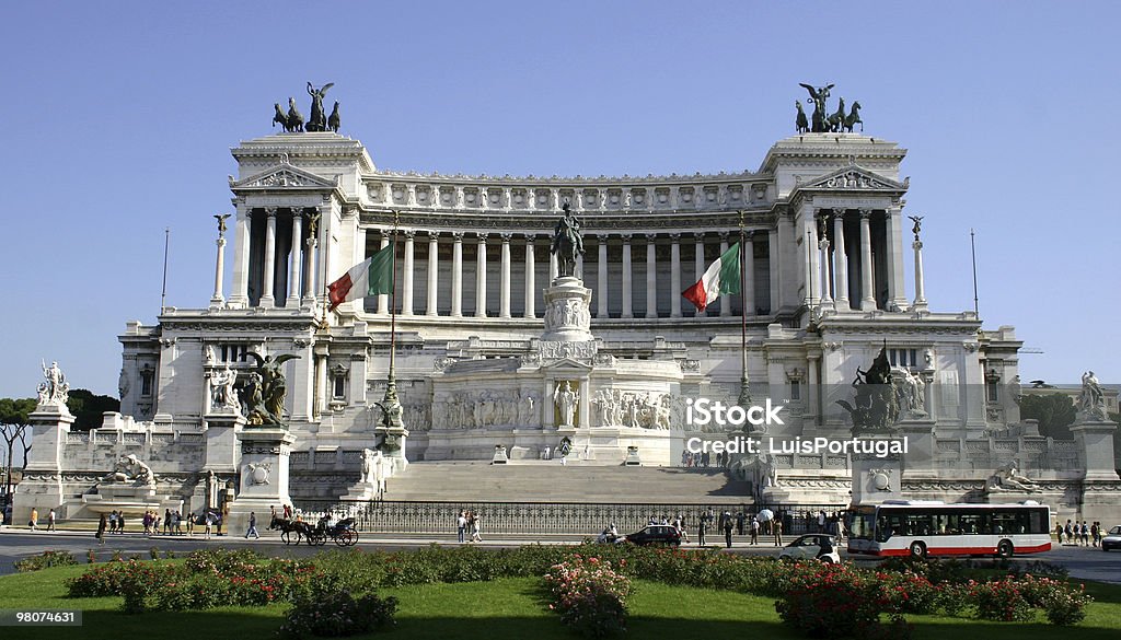 Monumento nazionale a Vittorio Emanuele II - Foto stock royalty-free di Altare Della Patria