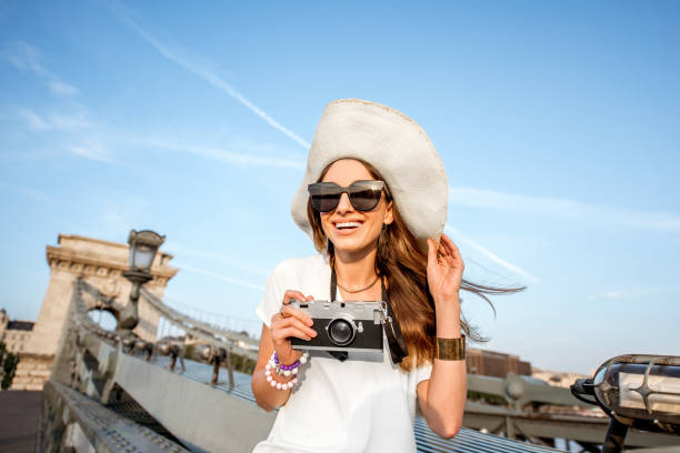 istock Woman traveling in Budapest 980812514