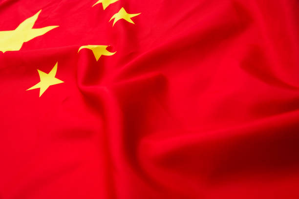 gros plan du drapeau chinois - flag china chinese flag majestic photos et images de collection