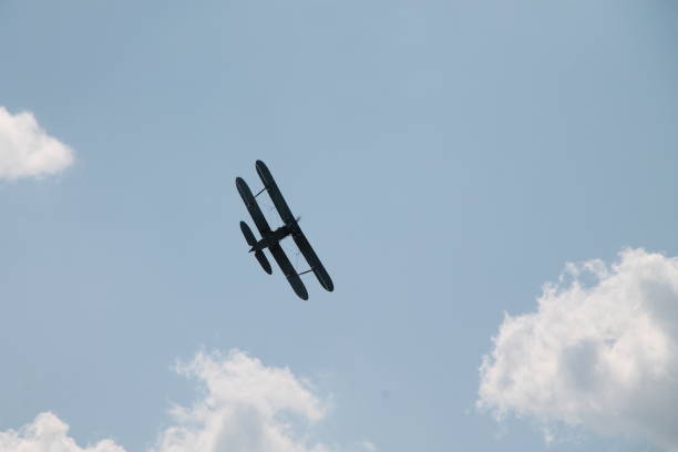 istock air show, aerobatics 980820128