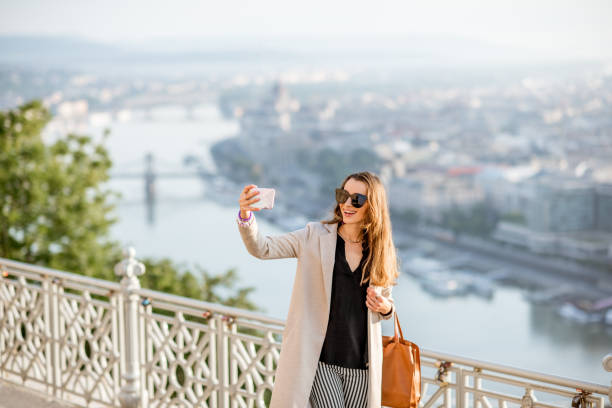 istock Woman traveling in Budapest 980853140