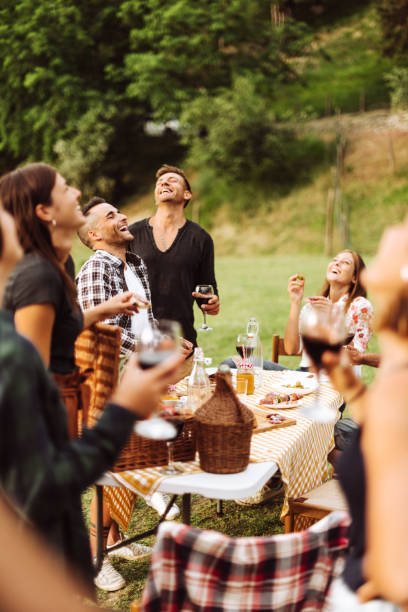 istock people happines doing a bbq in the rural countryside 980931298