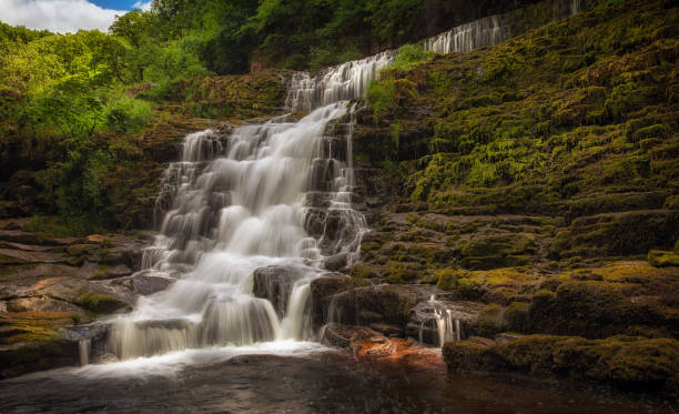 istock Sgwd Isaf Clun-gwyn top section 980969840