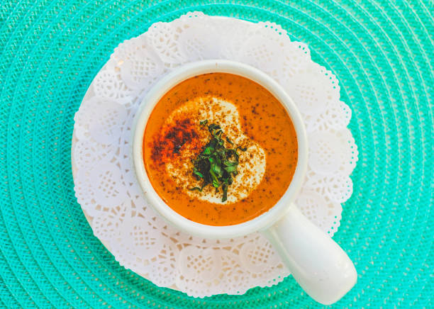 istock Tomato and Basilico Cream Soup 980993260