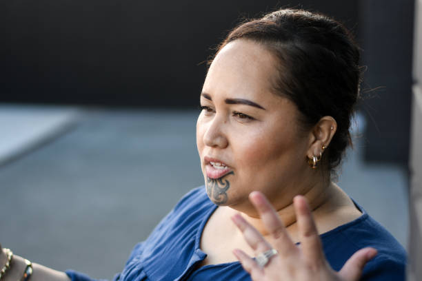 istock Maori female addressing people 981068394