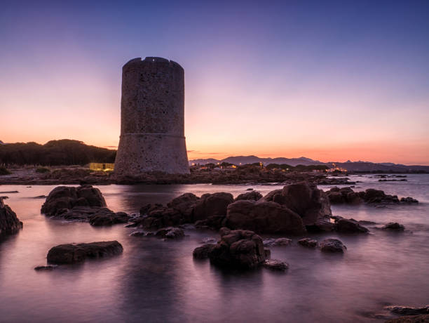 Torre di San Giovanni di Posada, Sardenha, Itália - foto de acervo