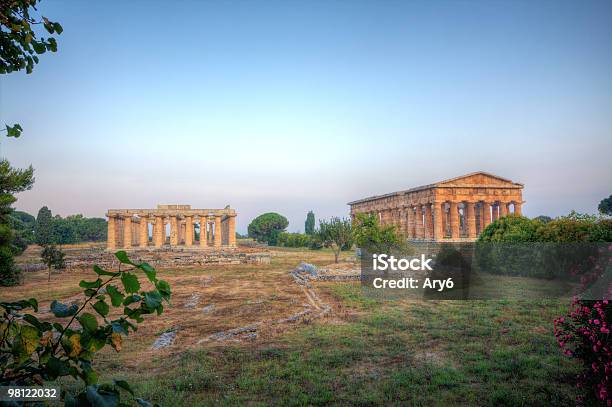 Tempio Di Poseidone E Basilica Hdr - Fotografie stock e altre immagini di Paestum