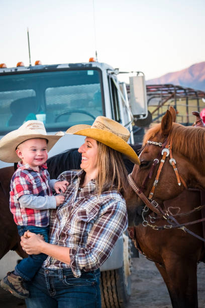 istock Western Family On Horseback. 981249012