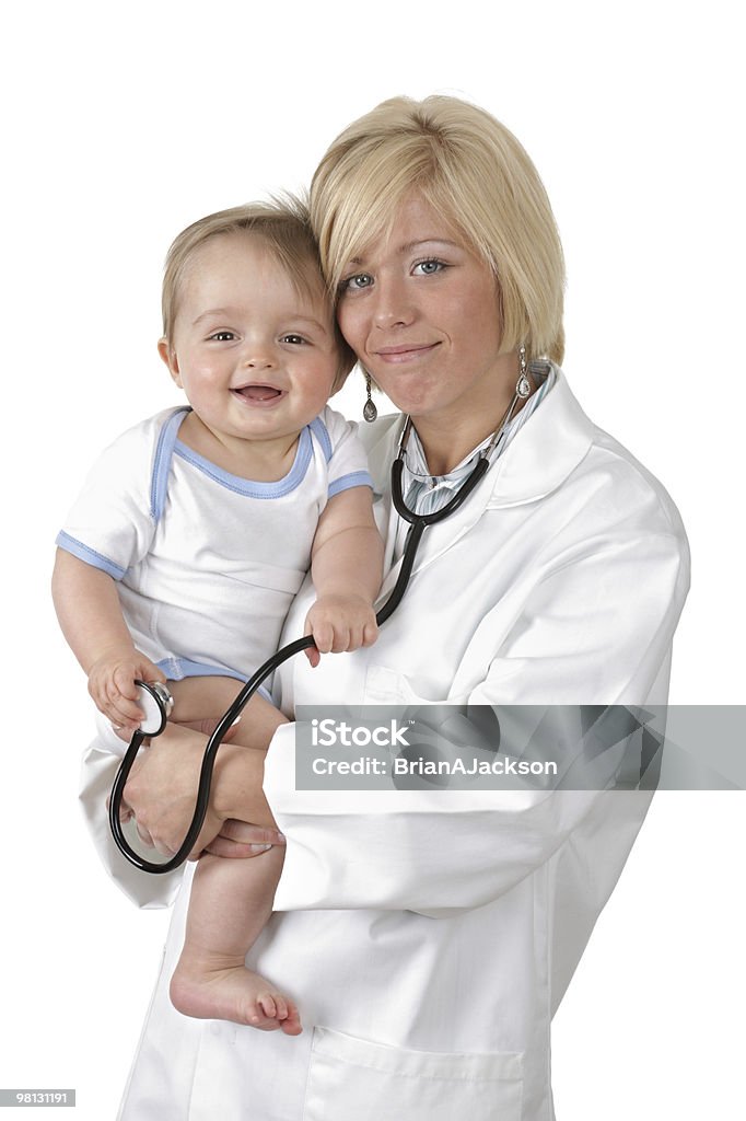 Bebê e médico - Foto de stock de 6-11 meses royalty-free