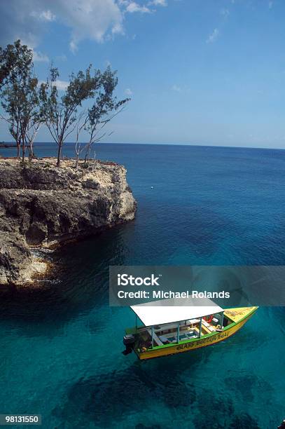 Jamaikanische Tour Boat Stockfoto und mehr Bilder von Jamaica - Jamaica, Abenteuer, Auf dem Wasser treiben