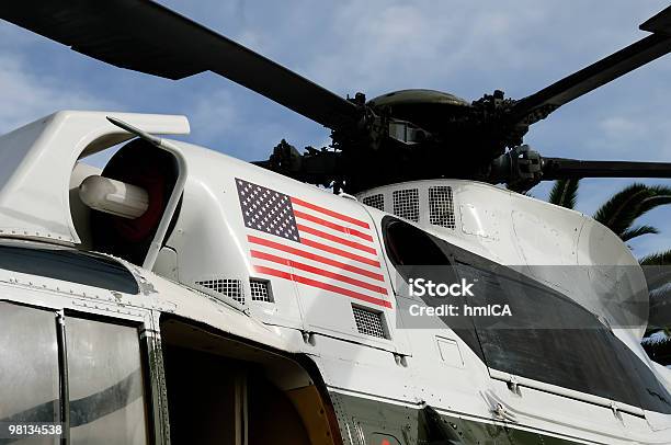 Marine Einem Hubschrauber Stockfoto und mehr Bilder von Marine One-Hubschrauber - Marine One-Hubschrauber, Luftfahrzeug, Amerikanische Flagge