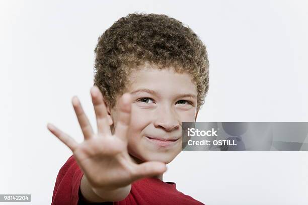 Niños De Cinco Foto de stock y más banco de imágenes de 10-11 años - 10-11 años, 8-9 años, Adolescente