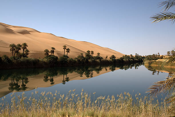istock Ubari lake in the Sahara 98147336