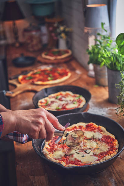 istock Homemade Pizza with Mozzarella 981499394
