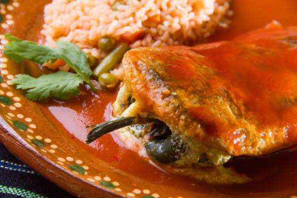 istock Mexican chile relleno 981511814