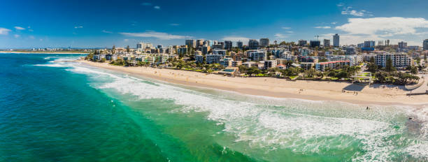 istock Aerial panoramic image of ocean waves on a Kings beach, Caloundr 981531094