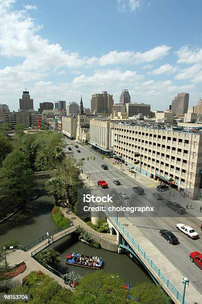 San Antonio Texas - Fotografie stock e altre immagini di Ambientazione esterna - Ambientazione esterna, Autostrada a corsie multiple, Boulevard