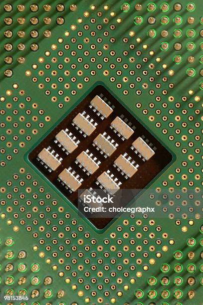 Cuore Di Un Computer In Quanto Il Processore Sulla Scheda Madre - Fotografie stock e altre immagini di Attrezzatura informatica