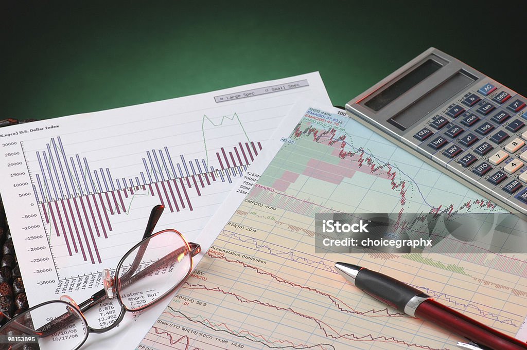 金融報告書 - 投資信託のロイヤリティフリーストックフォト