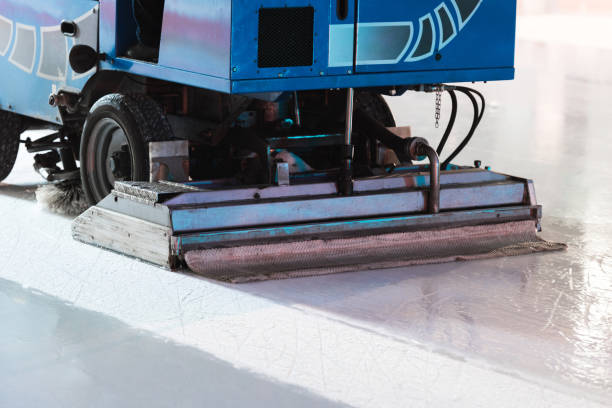 istock Special machine ice harvester cleaning the ice rink 981594798