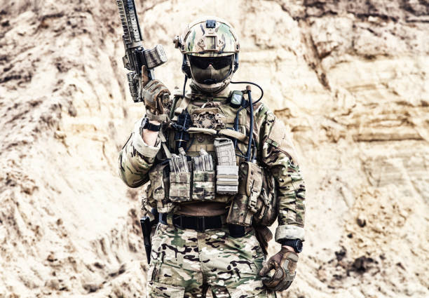 istock Elite fighter of special forces ready for battle 981633830