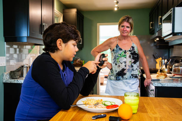istock A young diabetic patient at home testing his blood sugar 981652552