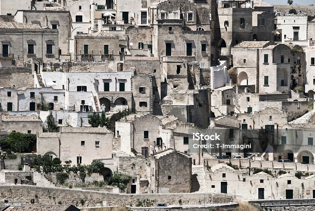 Italien, Basilicata, Matera, einige Häuser - Lizenzfrei Fenster Stock-Foto