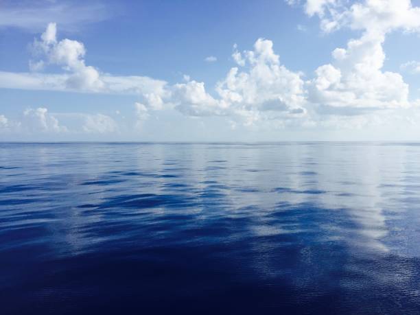 istock seascape and beautiful cloud 981769550