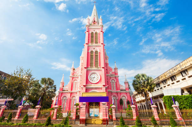 la chiesa parrocchiale di tan dinh - vietnam travel destinations ho chi minh city ho chi minh foto e immagini stock