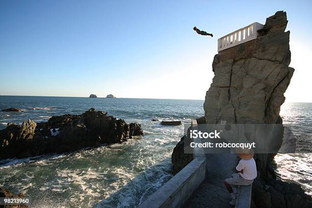 Salto Della Fede - Fotografie stock e altre immagini di Mazatlan - Mazatlan, Messico, Tuffi dalle rocce