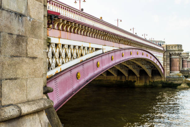 istock south bank london riverside 982283556