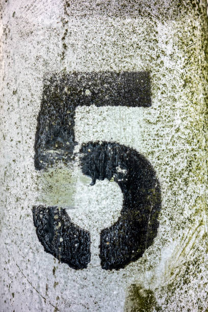 istock Written Wording in Distressed State Typography Found Number Five 5 982442840