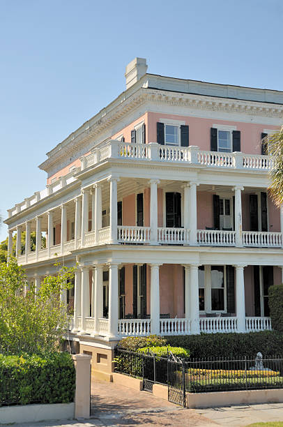 istock Historic Charleston, South Carolina 98250104
