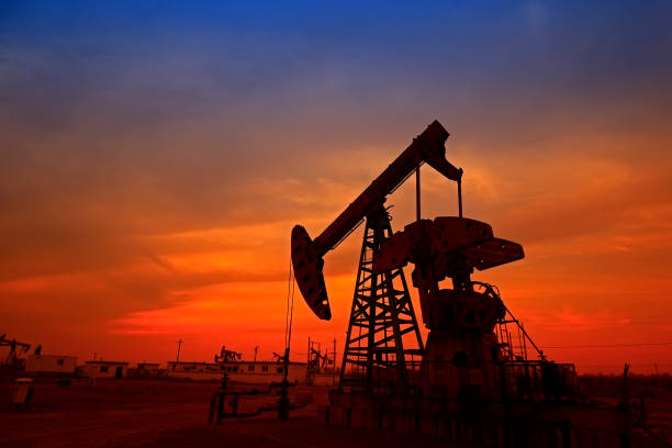 istock The oil pump, industrial equipment 982551154
