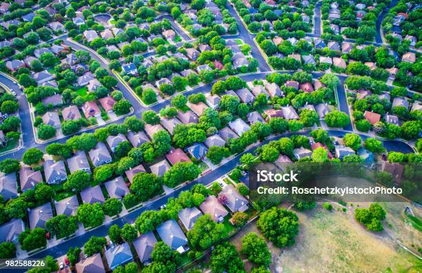 Vast Homes And Thousands Of Houses Modern Suburb Development Curves Layout Stock Photo - Download Image Now