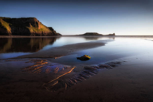 istock Worms Head on the Gower peninsula 982626874
