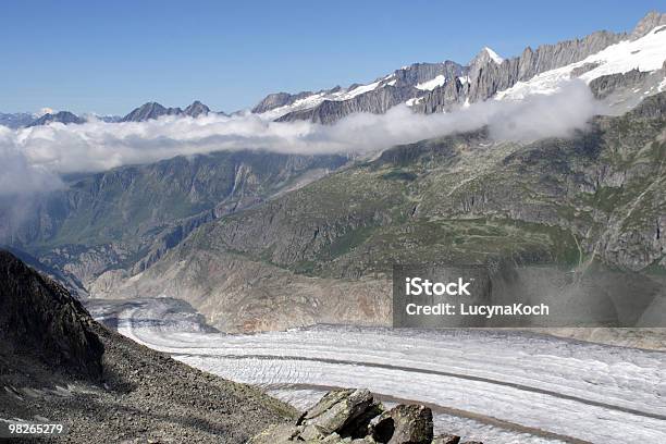 Grosser Aletschgletscher Foto de stock y más banco de imágenes de Aire libre - Aire libre, Alpes Europeos, Alpes suizos