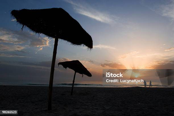 Sunset Am Strand Stockfoto und mehr Bilder von Bierkrug - Bierkrug, Blau, Farbbild