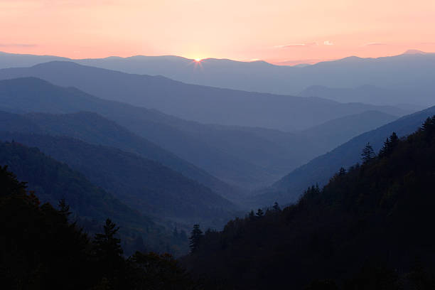 istock First light of dawn over Smoky Mountains peaks 98273524