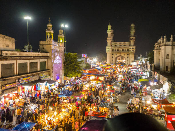 Colorful chaos in the Streets of Charminar LG-H990 hyderabad india photos stock pictures, royalty-free photos & images