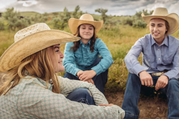 istock Utah Cowgirls friends 982761718